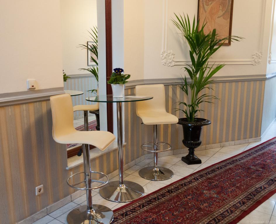 Garni Hotel Drei Lilien Wiesbaden Luaran gambar