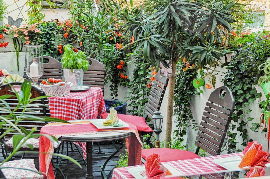 Garni Hotel Drei Lilien Wiesbaden Luaran gambar